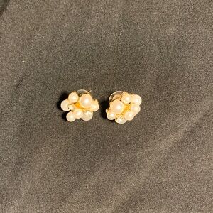 Elegant Gold and Pearl Cluster Earrings